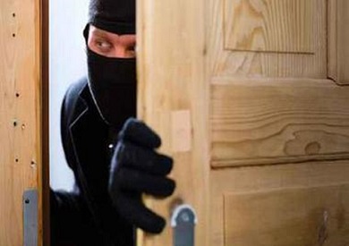 مجهولون يصعقون رئيسة لجنة الانتخابات الروسية بعد السطو على منزلها